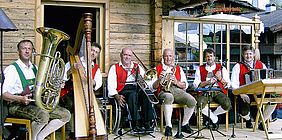 Tiroler Kirchtagsmusik mit Ihrer Tanzlmusi-, Stubenmusik- und Bläserbesetzung